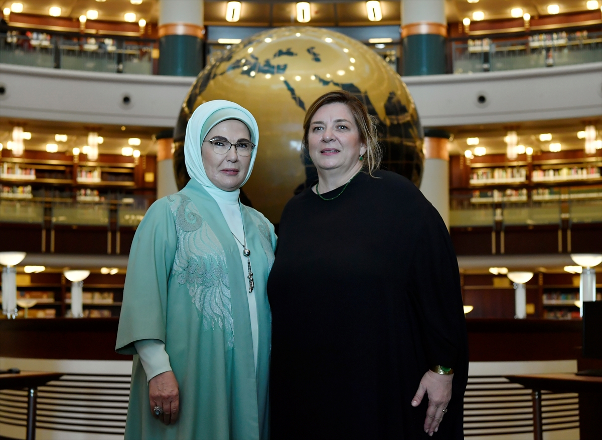 Emine Erdoğan ve Tamar Bagrationi'den Anlamlı Ziyaret: Millet Kütüphanesi'nde Tarih ve Kültür Yolculuğu