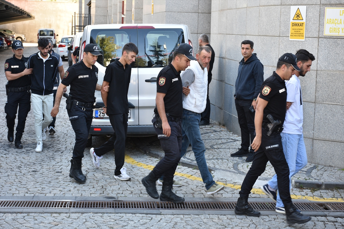 Erzurum'da Kanlı Gece: İki Kardeşten Biri Hayatını Kaybetti, Beş Kişi Tutuklandı