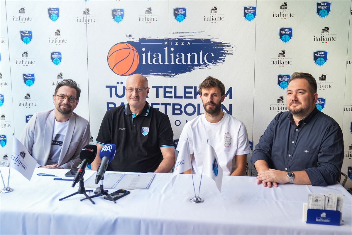 Türk Telekom ve Pizza Italiante El Sıkıştı: Ankara'da Basketbol Heyecanı Artıyor