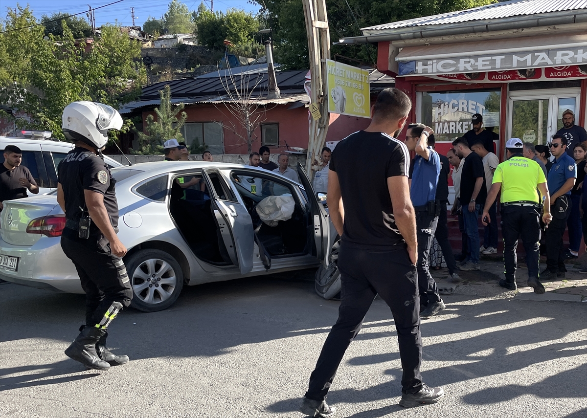 Kars'ta Nefes Kesen Takip Sonrasında Meydana Gelen Kaza Herkesi Şoke Etti