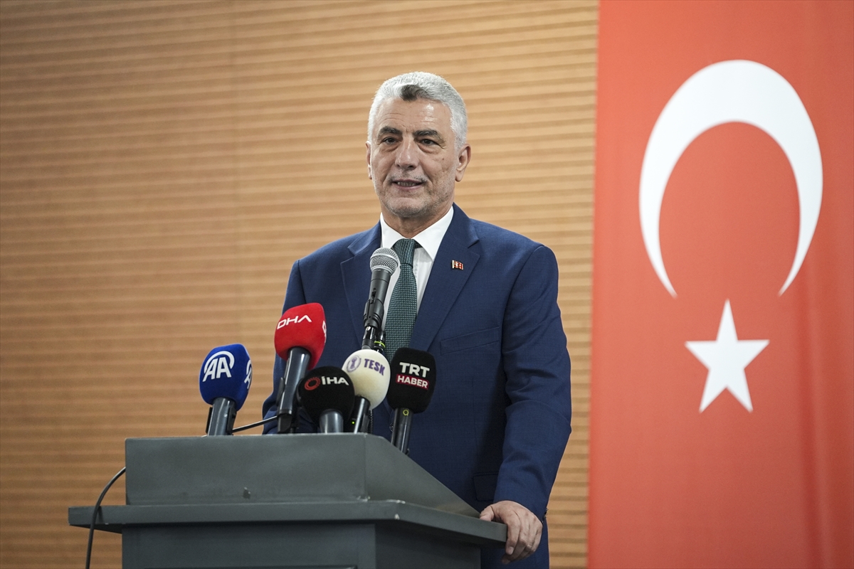 Ticaret Bakanı Bolat Ekonomik Kalkınma Yol Haritasını Açıkladı