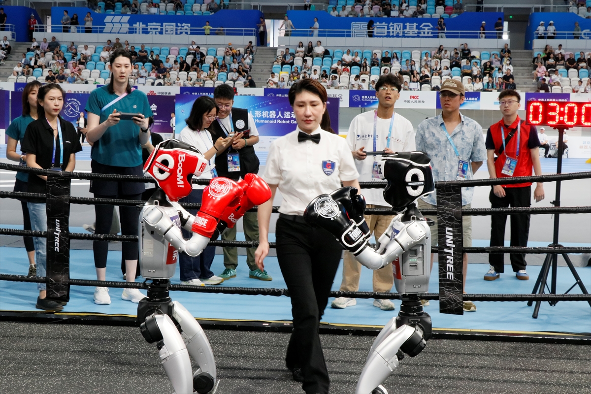 İnsanlığın Geleceği Pekin'de Şekilleniyor: Robot Oyunları Devam Ediyor