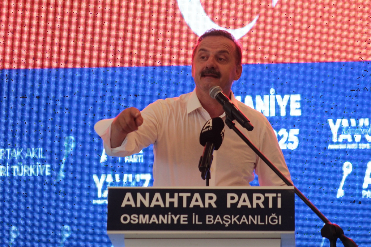 Yavuz Ağıralioğlu Osmaniye'de Halkla Buluştu ve Parti Açılışı Yaptı