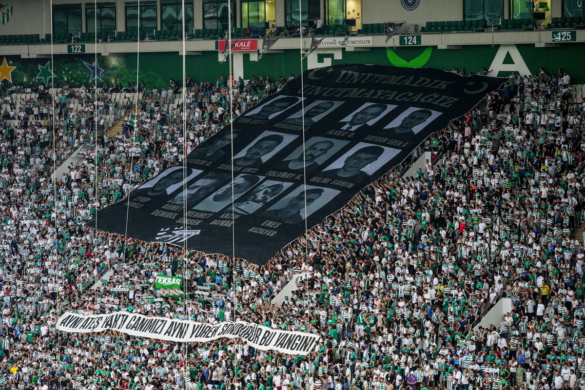 Bursaspor ve Eskişehirspor'dan Anlamlı Karşılaşma: Doğa İçin Tek Yürek