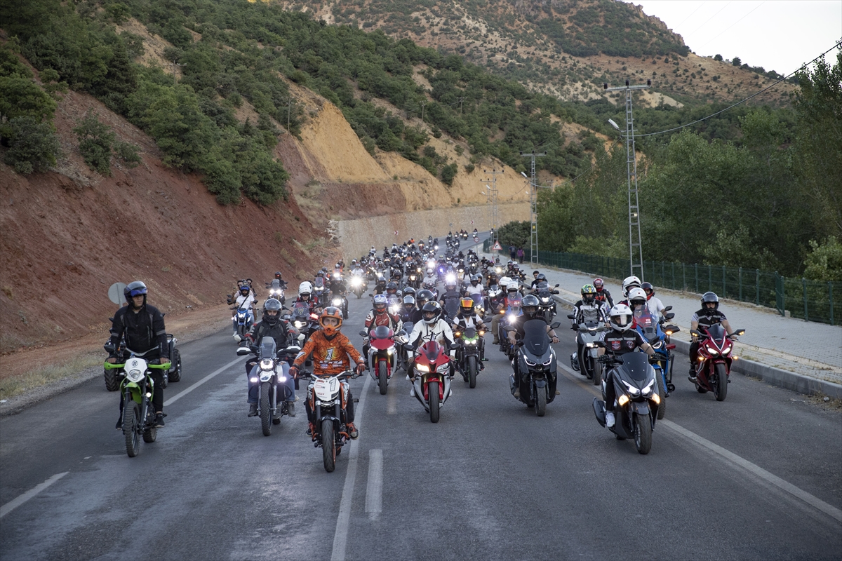 Tunceli'de Nefes Kesen Motosiklet Festivali Yoğun İlgi Gördü