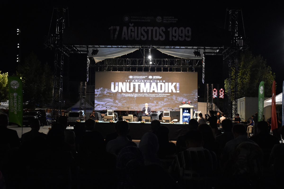 Sakarya'da Unutulmayan Depremin Anlamlı Anması