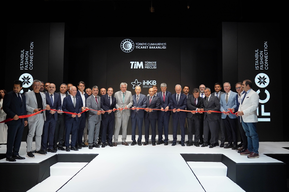 Avrupa’nın En Büyük Moda Fuarı İstanbul’da Başladı: Türk Modası Sahne Alıyor