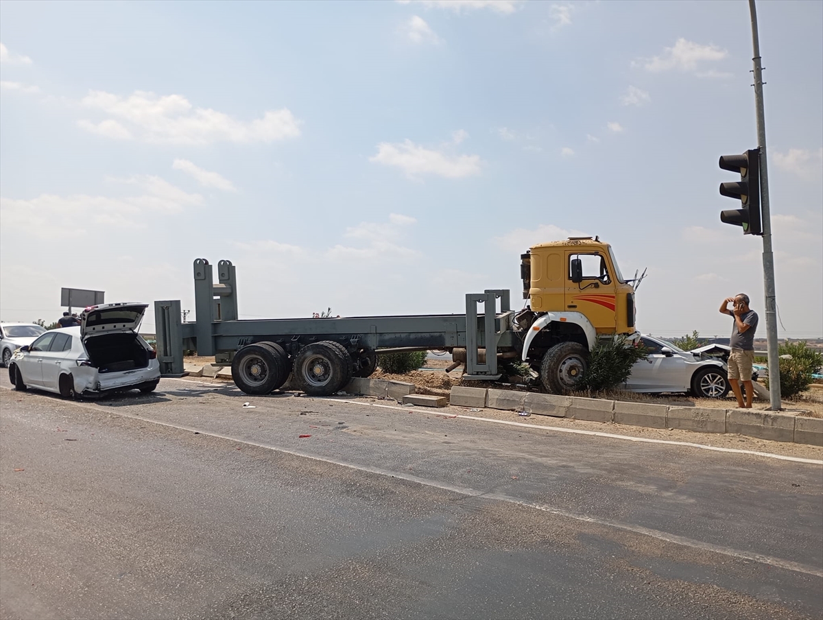 Adana'daki Kazanın Ardından Yol Güvenliği Tartışmaları Alevlendi