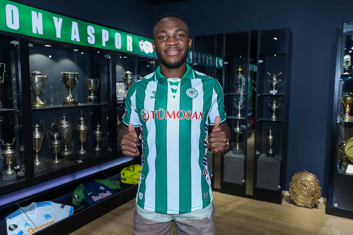 Jackson Muleka Konyaspor'a İmza Attı: Transferde Sular Durulmuyor
