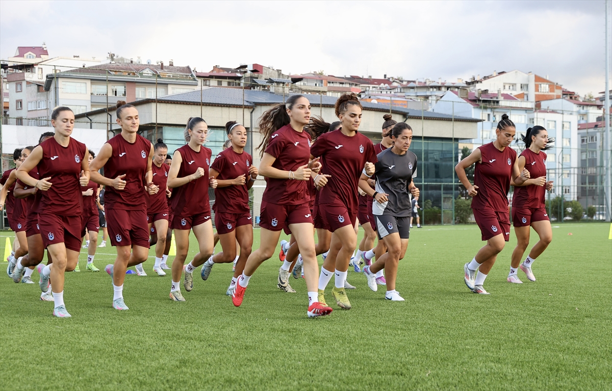 Trabzonspor Kadın Futbol Takımı Şampiyonluk İçin Geri Sayımda