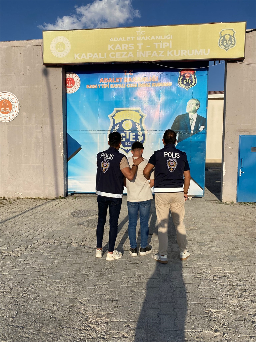 Kars'ta Nefes Kesen Operasyon: Onlarca Suçtan Aranan Zanlı Yakalandı