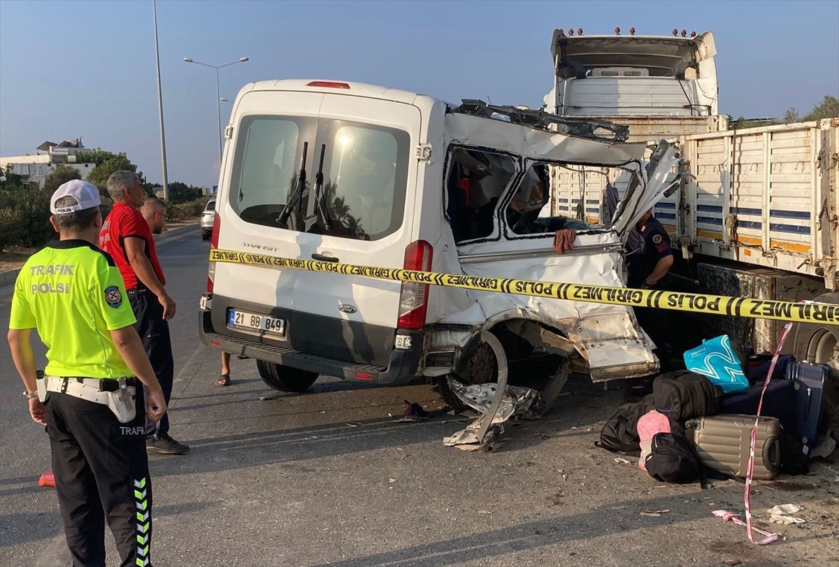 Mersin Yolunda Feci Kaza Üzüntü Yaratıyor