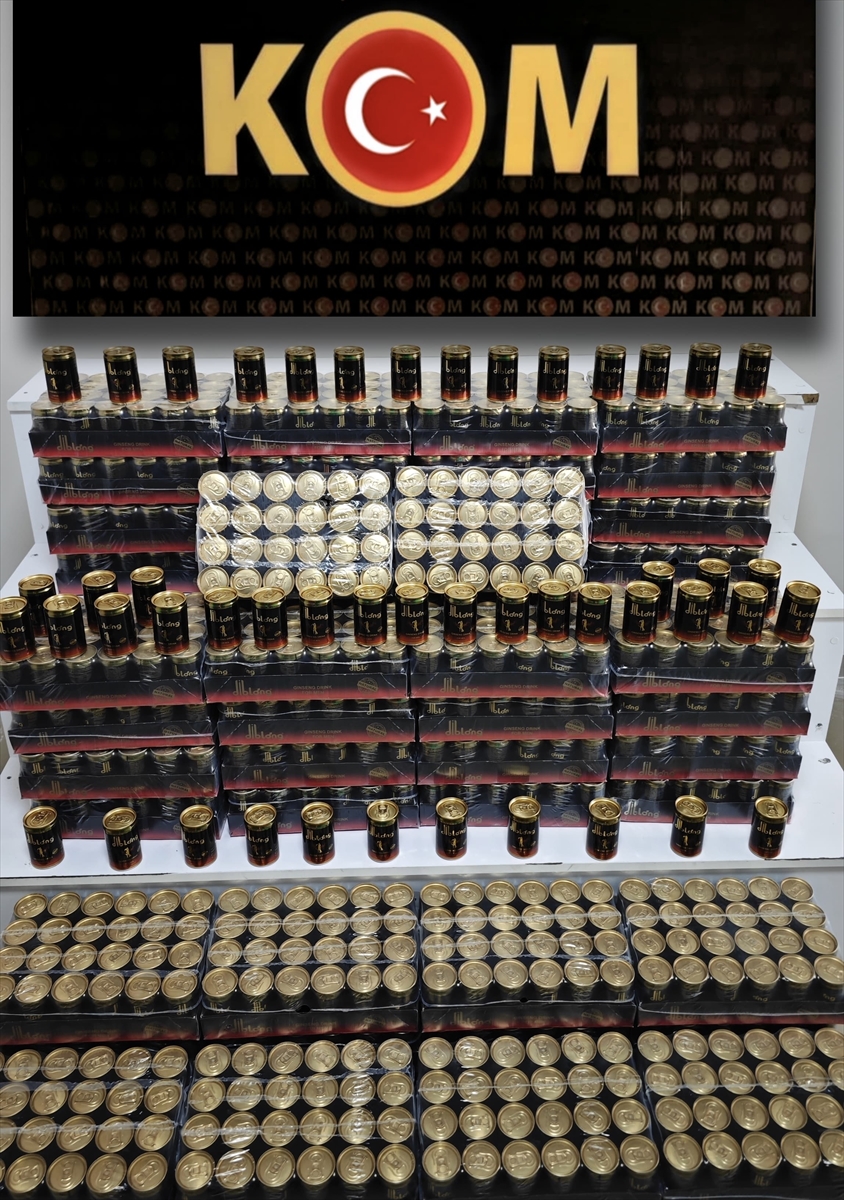 Kırşehir'de Büyük Operasyon: 1344 Kaçak Ürün Ele Geçirildi