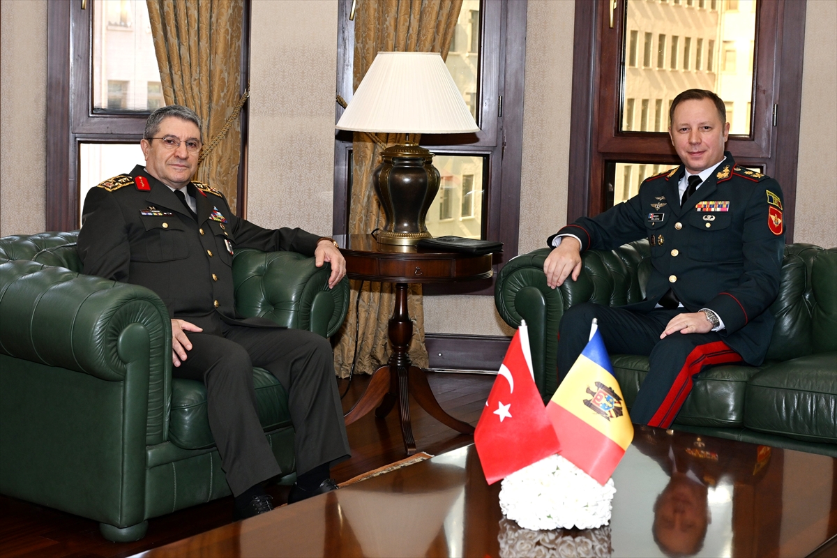 Türk ve Moldovalı Generalin Kritik Görüşmesi Ankara'da Gerçekleşti