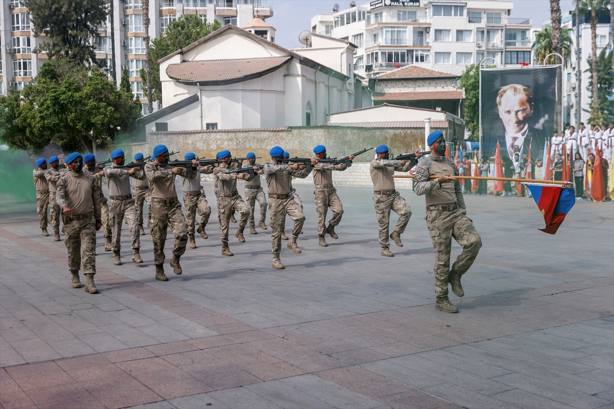 Adana ve Komşularında Coşkulu 30 Ağustos Kutlamaları