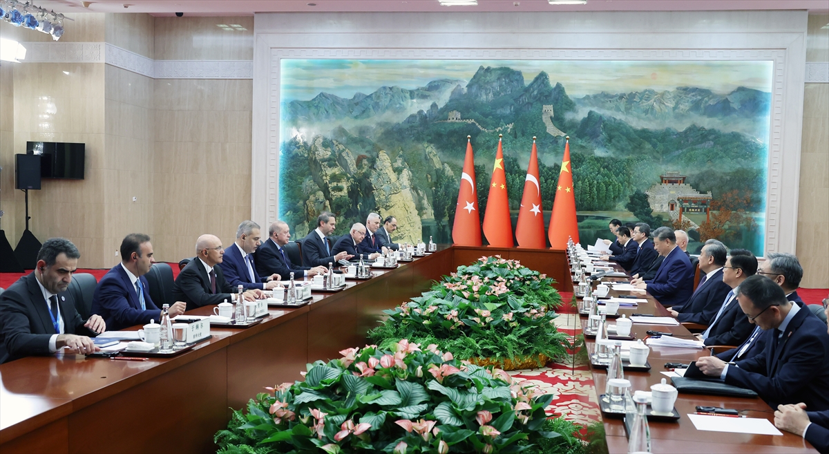 Erdoğan ve Şi Cinping Buluşması: Şanghay Zirvesinde Kritik Görüşme