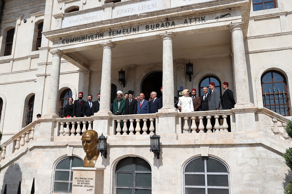 Sivas Kongresi'nin Temsili Canlandırması İzleyenleri Tarihe Götürdü