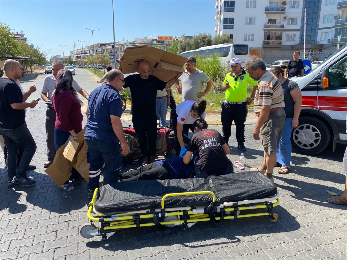Aydın'da Kazada Yaralanan Kadının Dramatik Bekleyişi: Ambulanstan Önce Kartonla Korundu