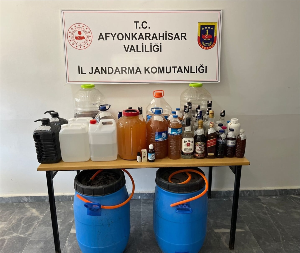 Afyonkarahisar'da Sahte Alkol Operasyonu Şok Etki Yarattı