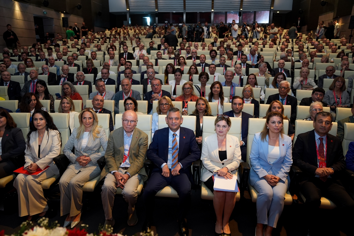 CHP'nin Yeni Vizyonu Türkiye'yi Nasıl Şekillendirecek