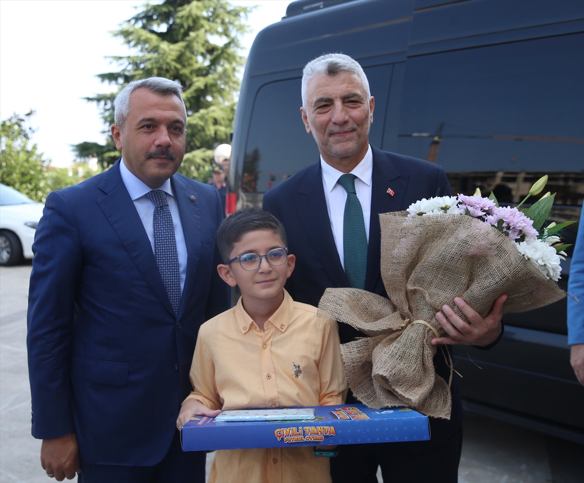 Ticaret Bakanı Ömer Bolat Rize'de Ekonomik Açılımlar Konuştu