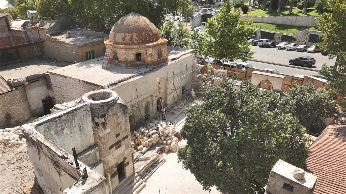Boğazkesen Camisi'nde Restorasyon Süreci Başladı Şok Eden Detaylarla!