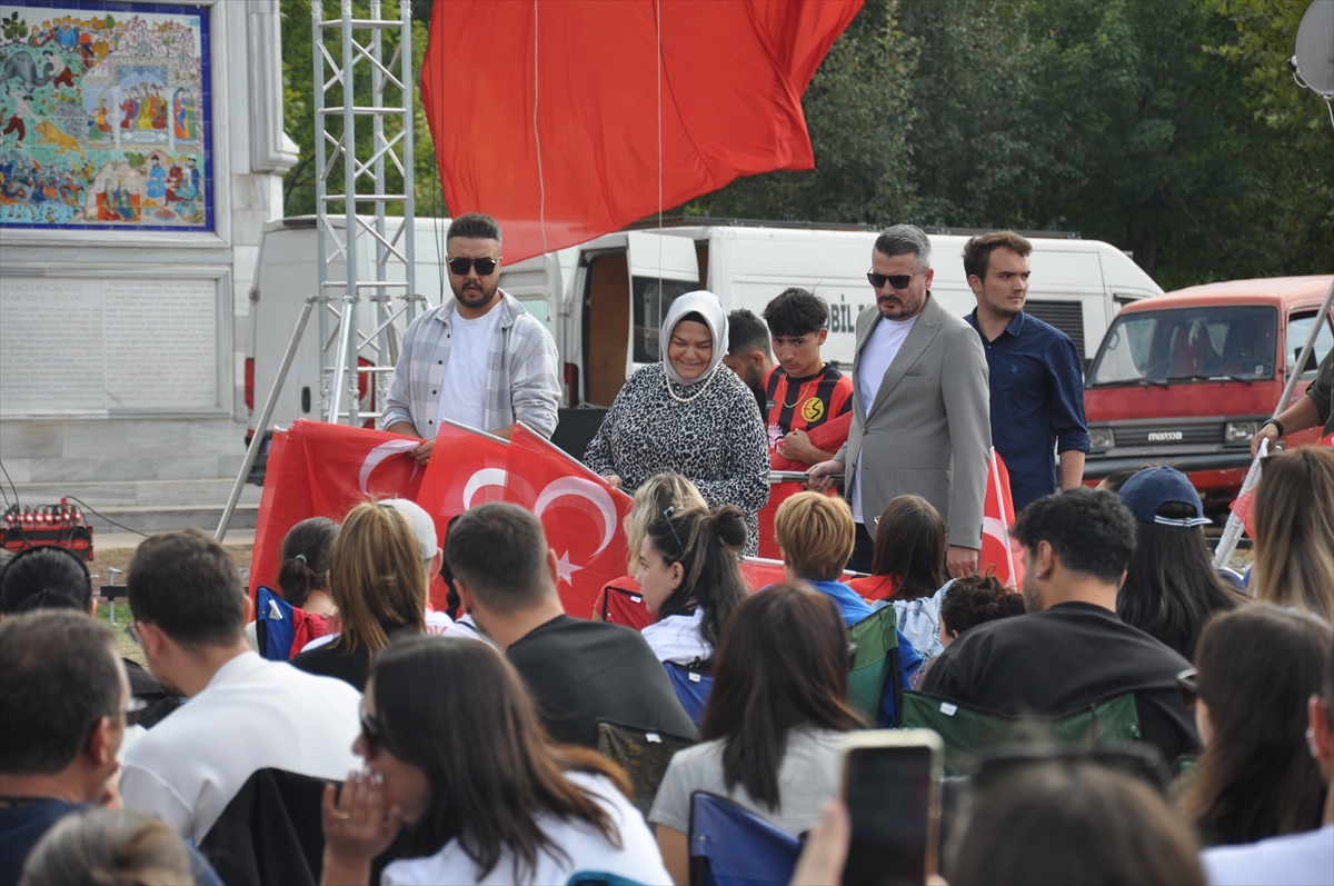 Eskişehir'de Milli Heyecan Zirve Yaptı: Dev Ekranda Müthiş Final Maçı