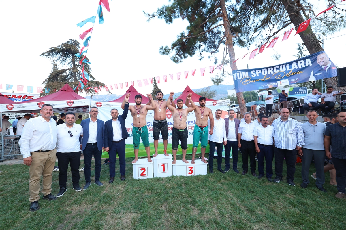Kahramanmaraş'taki Heyecanlı Güreş Festivali İzleyicileri Büyüledi