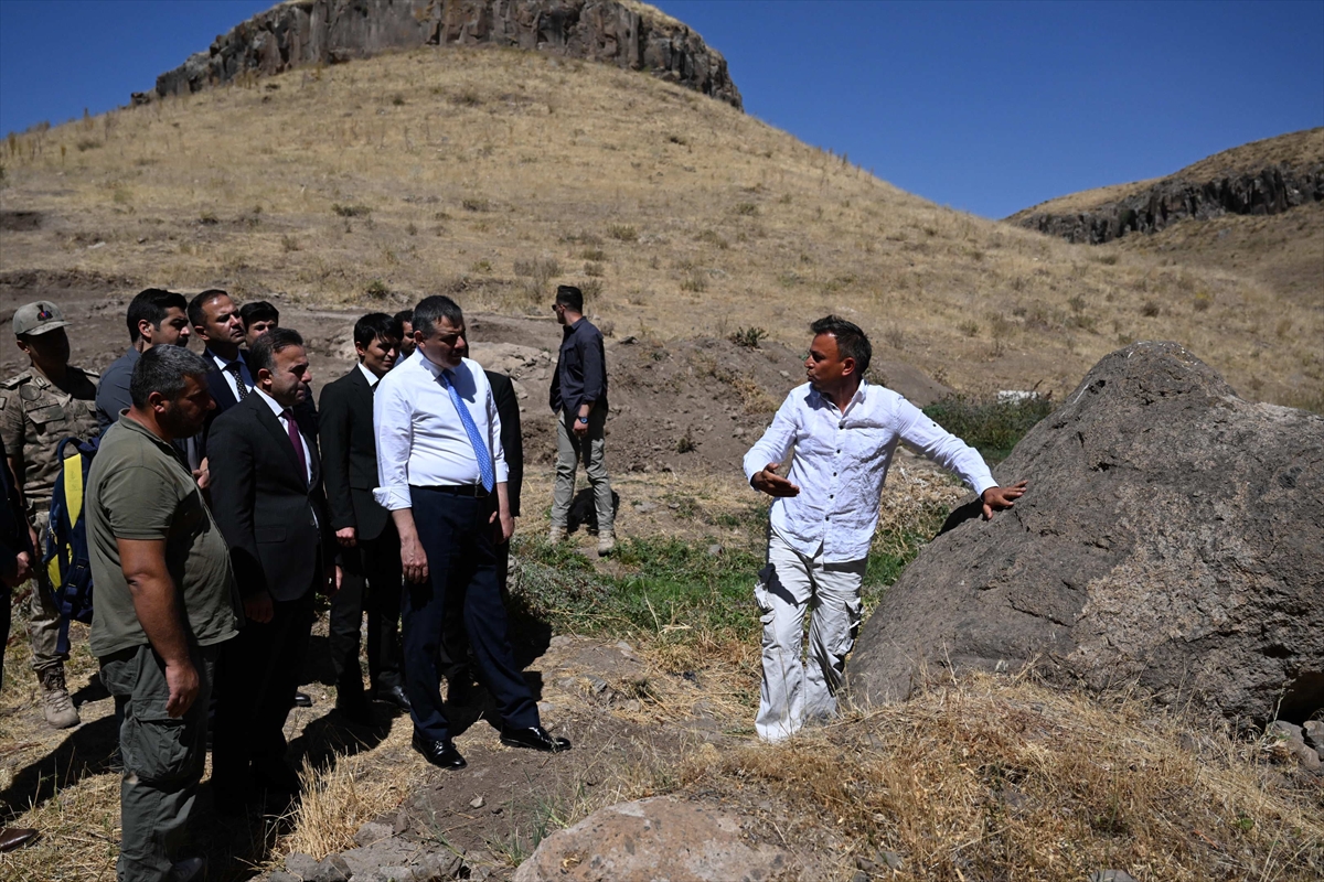 Erzurum'un Gizemli Höyüğünde Şaşırtıcı Keşifler: 5 Bin Yıl Öncesine Yolculuk