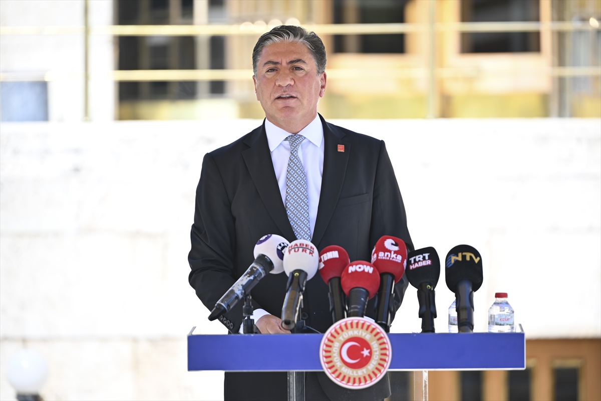 CHP'li Murat Emir'den Çarpıcı Açıklamalar: Siyasette Gizli Planlar mı Var?