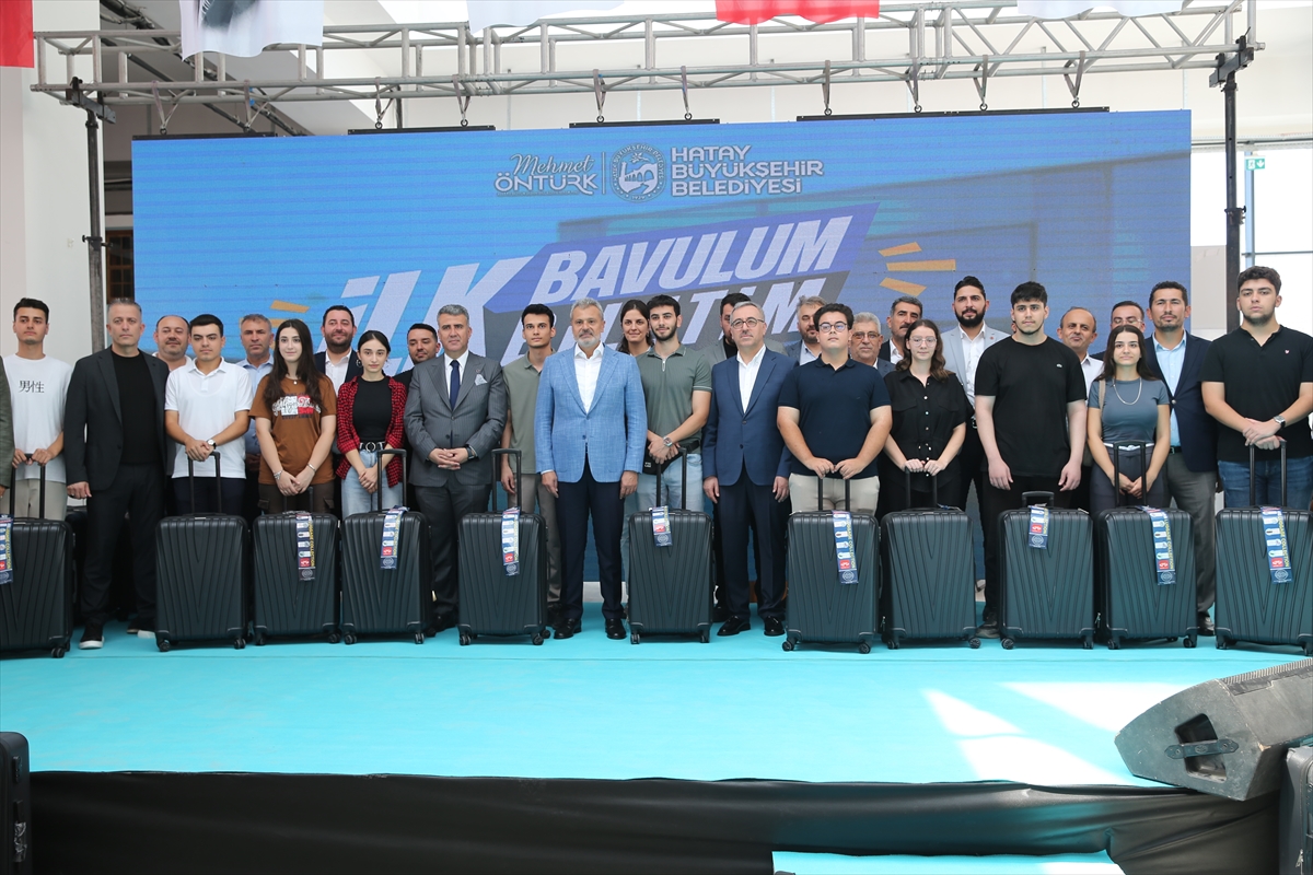 Hataylı Öğrencilere Şaşırtıcı Destek: İlk Bavulum İlk Biletim Projesi