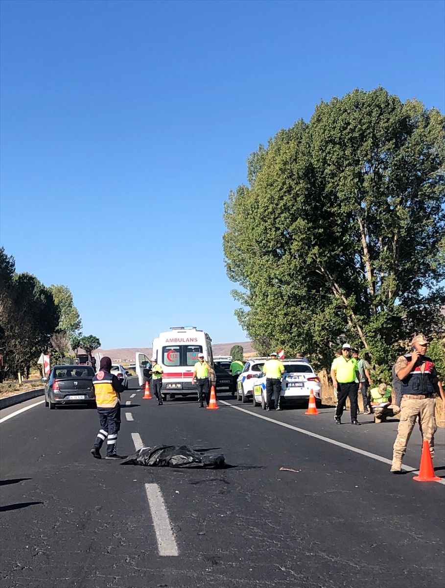 Erzurum'da Feci Kaza: Otomobilin Çarptığı Yaya Hayatını Kaybetti