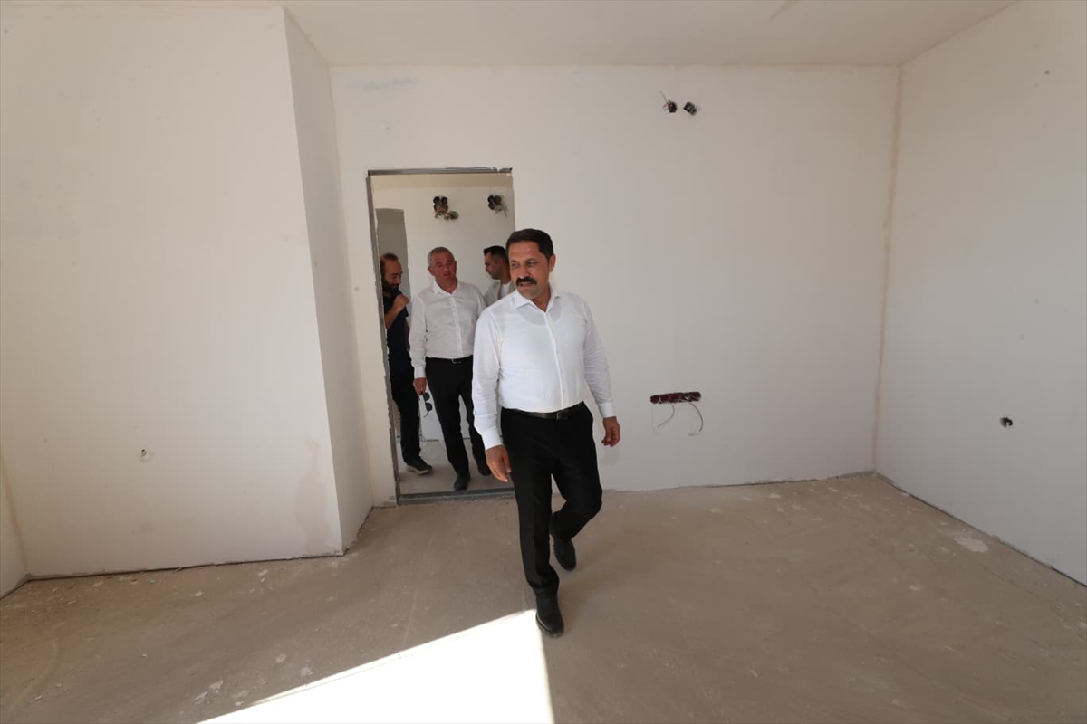 Hatay'da Deprem Konutları Umut Oluyor: Belen'deki İnşaatlar Devam Ediyor