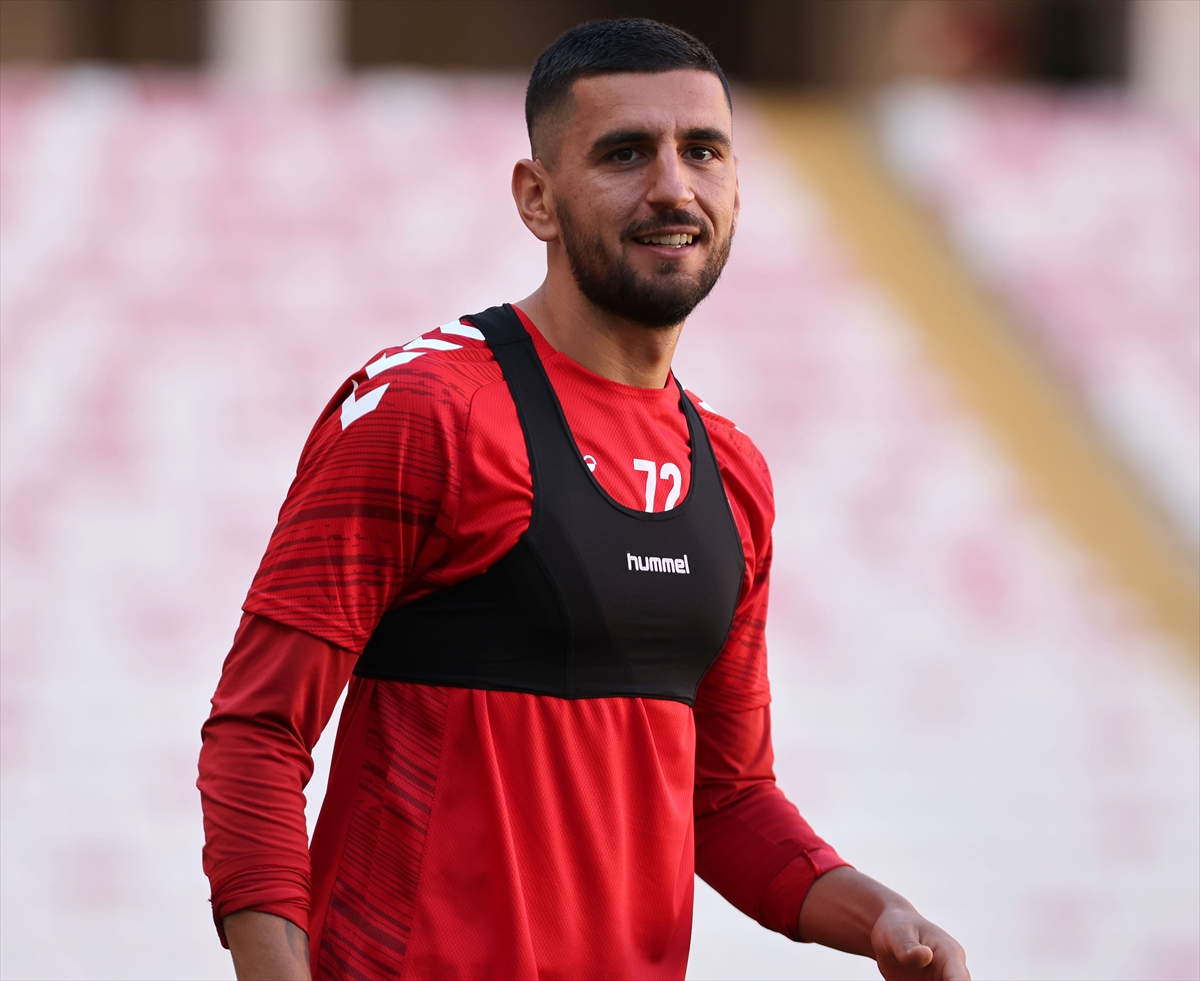 Sivasspor Evinde Avantaj Peşinde: Sarıyer Maçı Hazırlıkları Sona Erdi