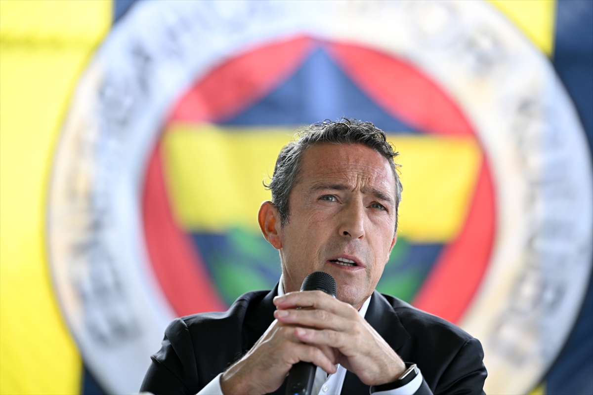 Fenerbahçe'nin Yeni Sezona Hazırlıkları ve Ali Koç'un Beklenmedik Açıklamaları