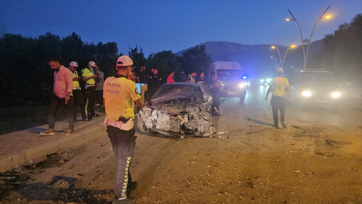 Erzincan'daki Feci Kaza Görenleri Şok Etti