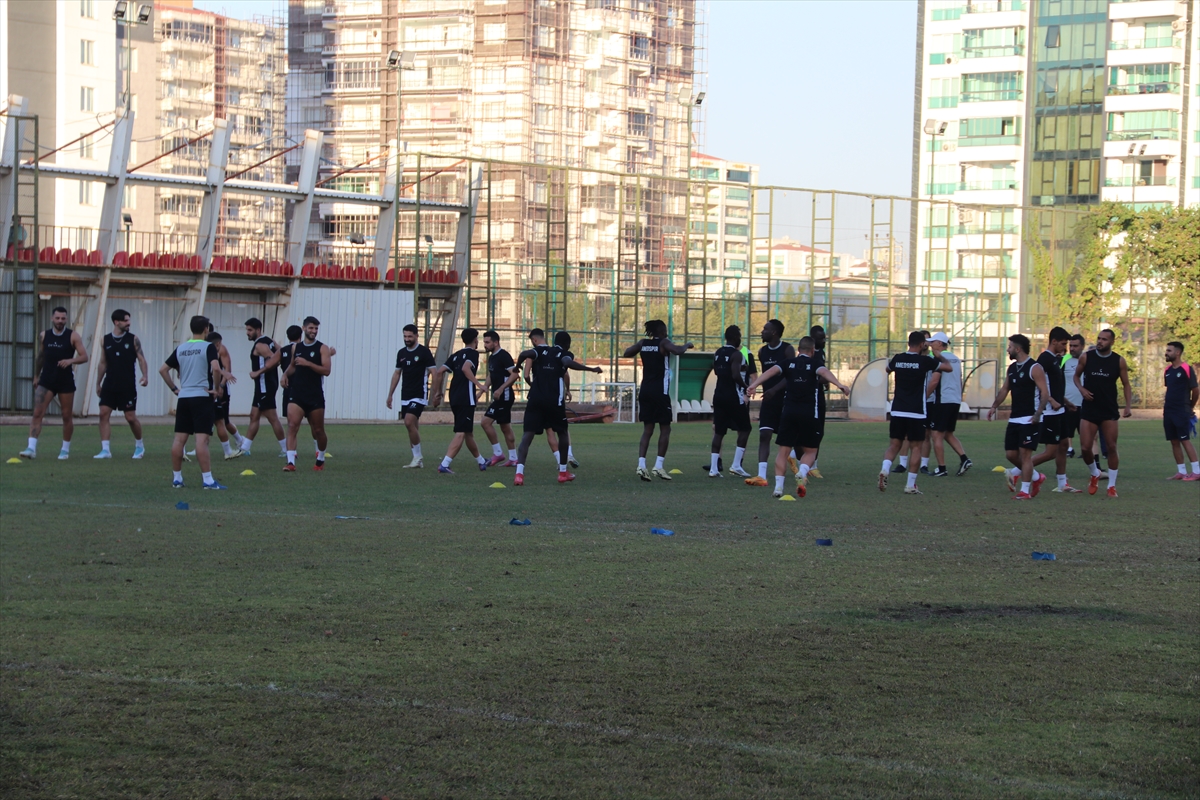 Amed Sportif Faaliyetler'den Şampiyonluk Yolu: Sakaryaspor Maçı Öncesi Hazırlıklar Yoğunlaştı