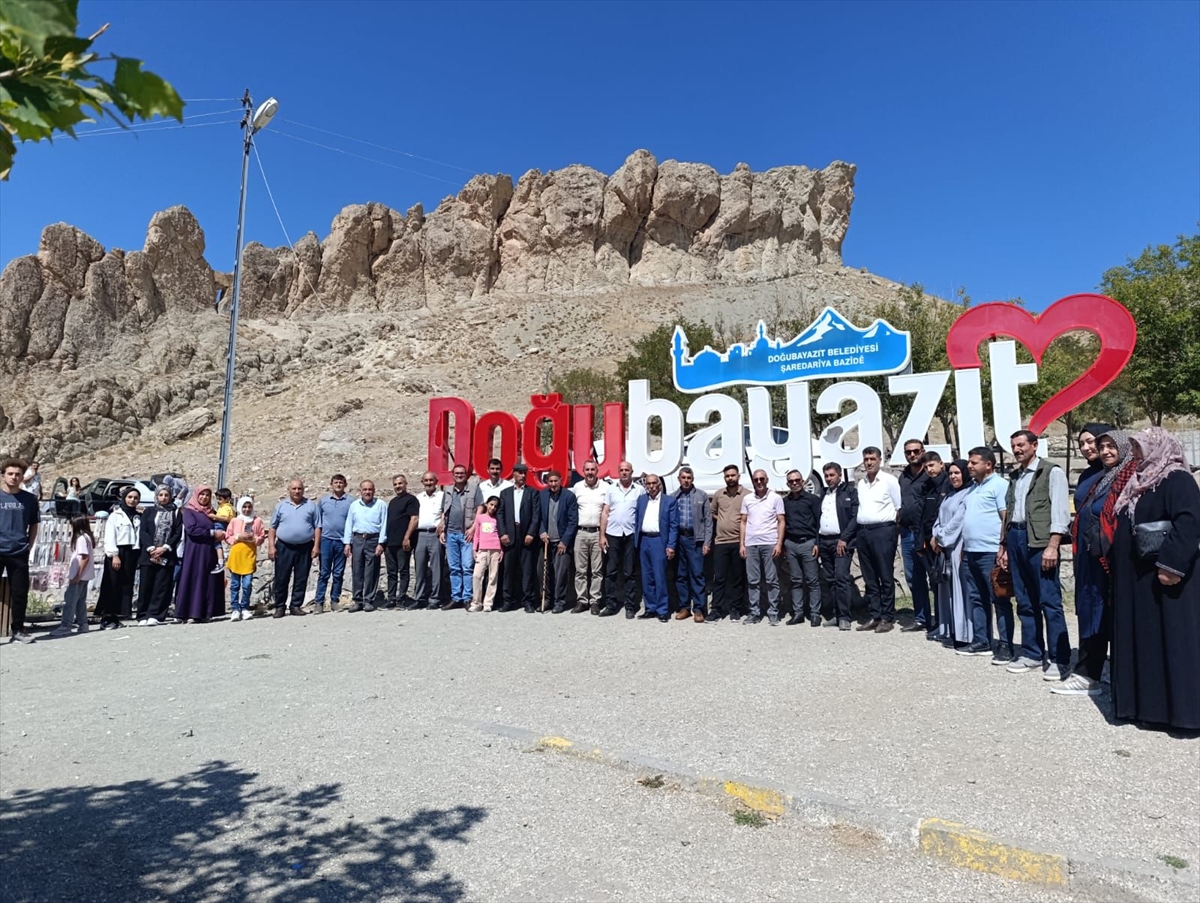 Ağrı'nın Unutulmaz Tarihi Gezisi Şehit Yakınlarını Buluşturdu