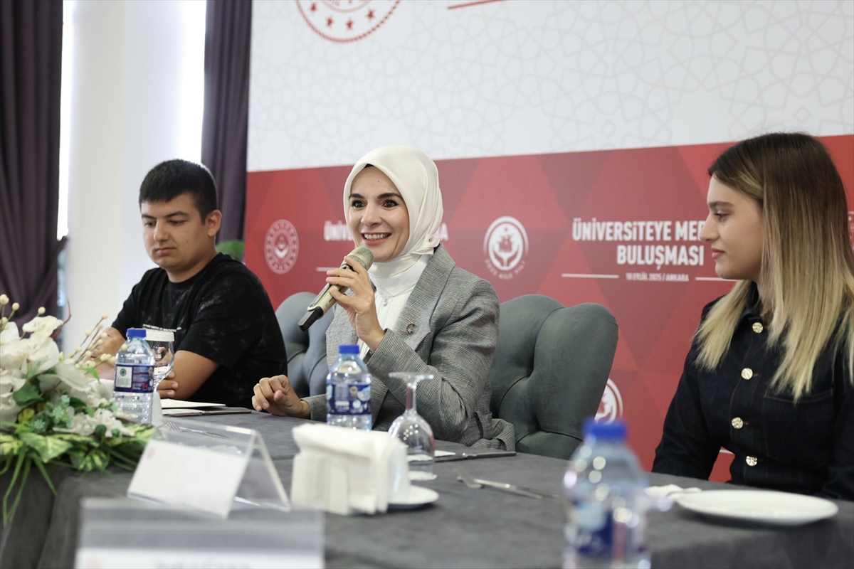 Bakan Göktaş'ın Gençlere Verdiği Söz Gündem Oldu