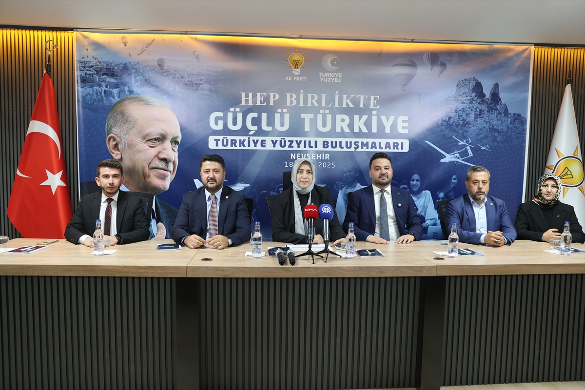 Özlem Zengin Nevşehir'de Terörsüz Türkiye Hedefini Anlattı