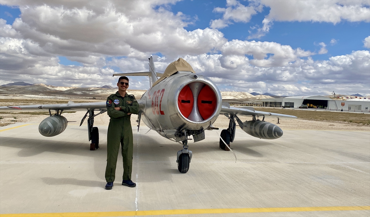 Sivrihisar'da Gökyüzü Şöleni: Tarihi MiG-15bis Uçağını Kaçırmayın