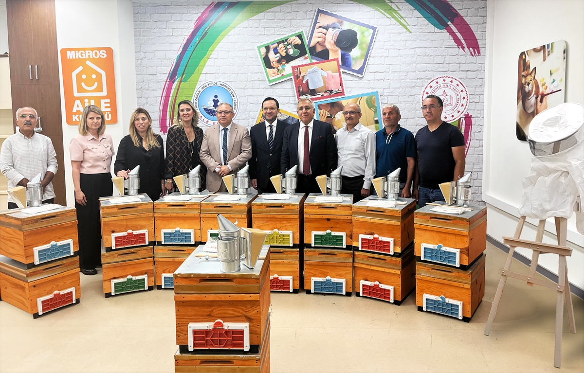 Yalova'da Arıcılığın Geleceği: Migros Aile Kulübü'nün Başarılı Eğitim Programı
