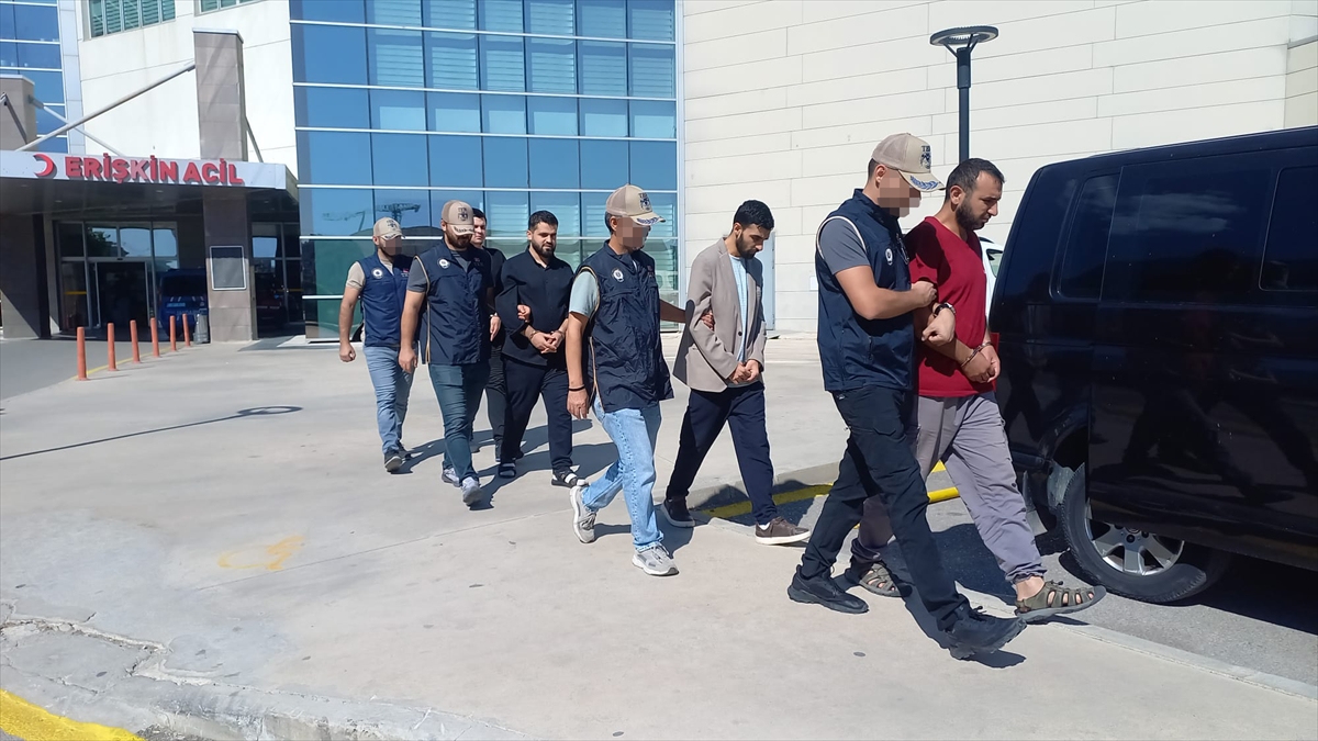 Manisa’da DEAŞ Operasyonu Ortalığı Sarstı: Detaylar ve Gözaltılar