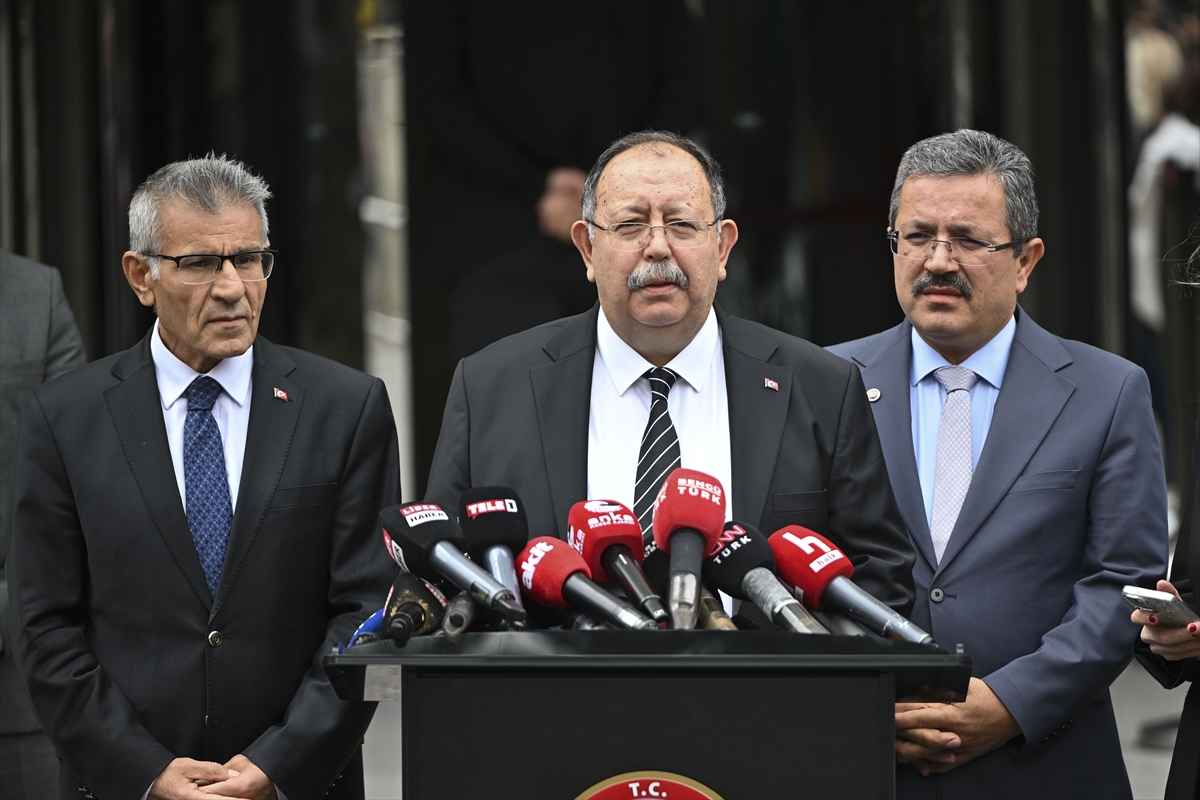 CHP'nin Olağanüstü Kurultayı Neden Tartışma Yaratıyor