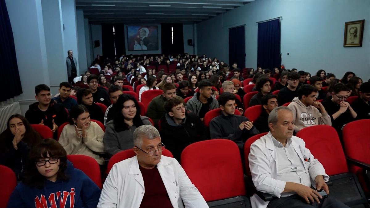 Çevre Eğitiminde Büyük Başarı 81 İlde Gençlere Ulaşan Proje