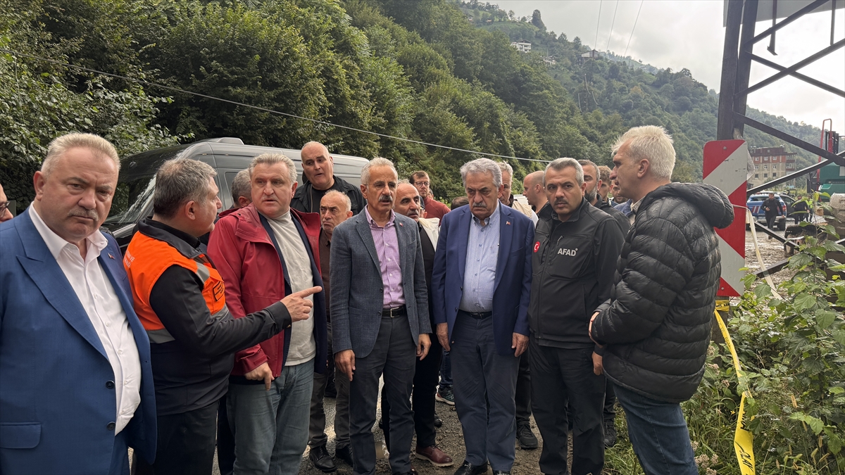 Rize'de Yağış Alarmı: Bakanlar Uraloğlu ve Bak Sahada!