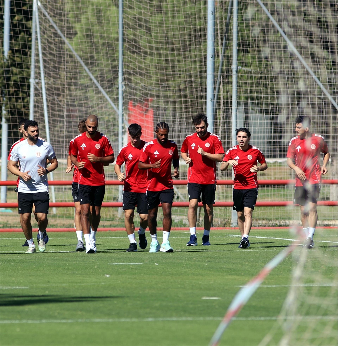 Antalyaspor Fenerbahçe Maçına Hazırlıklarını Sürdürüyor