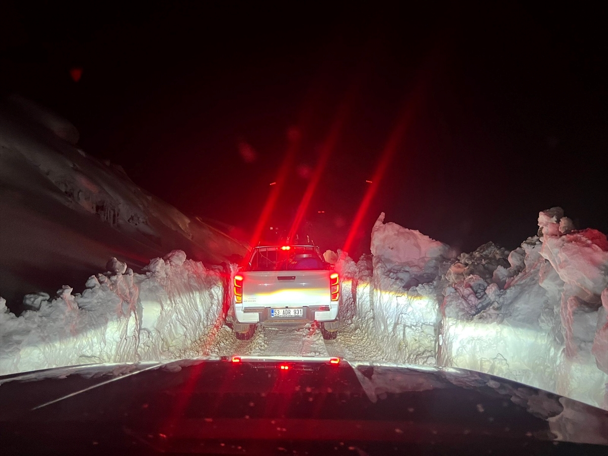 Ayder Yaylası'na Ulaşımda Yeni Dönem: Alternatif Yol Çalışmaları Hız Kesmiyor