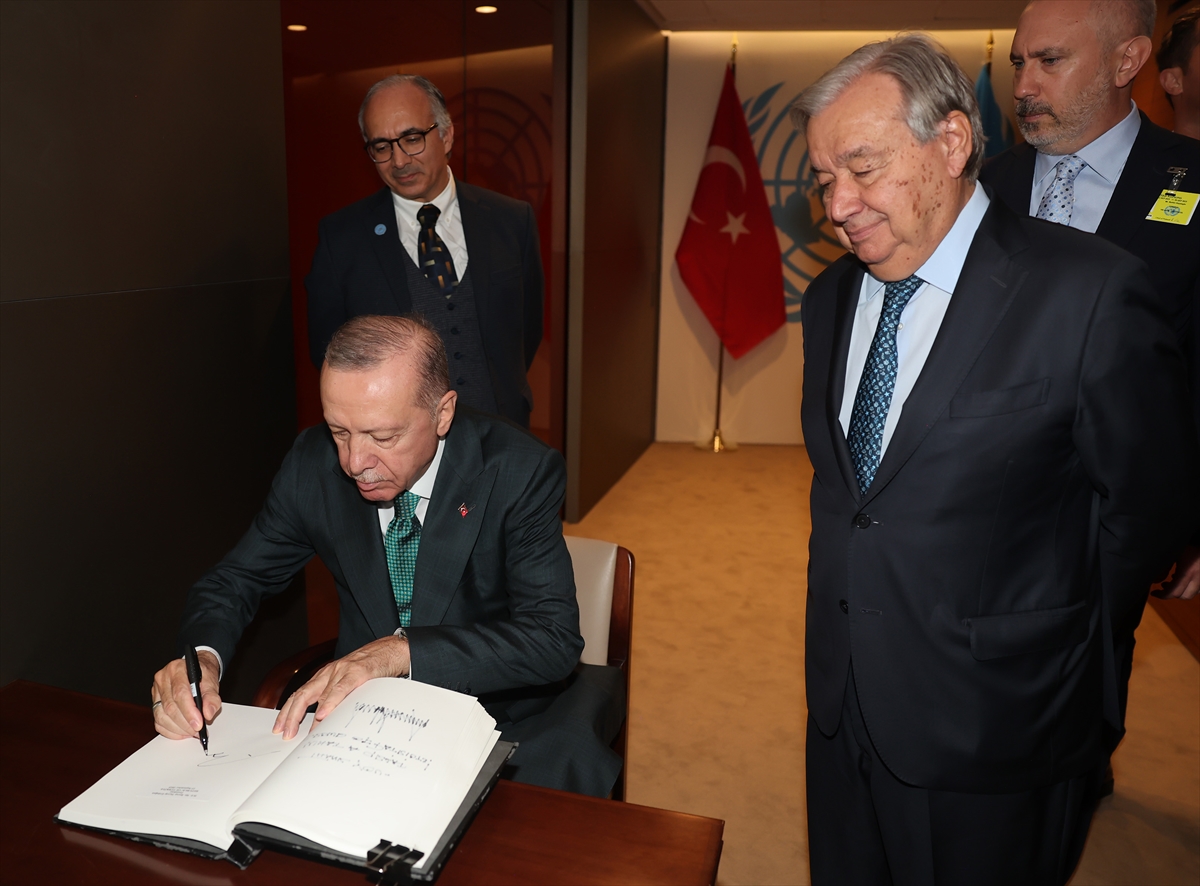 Erdoğan New York'ta BM Genel Sekreteri Guterres ile Kritik Görüşme Yaptı