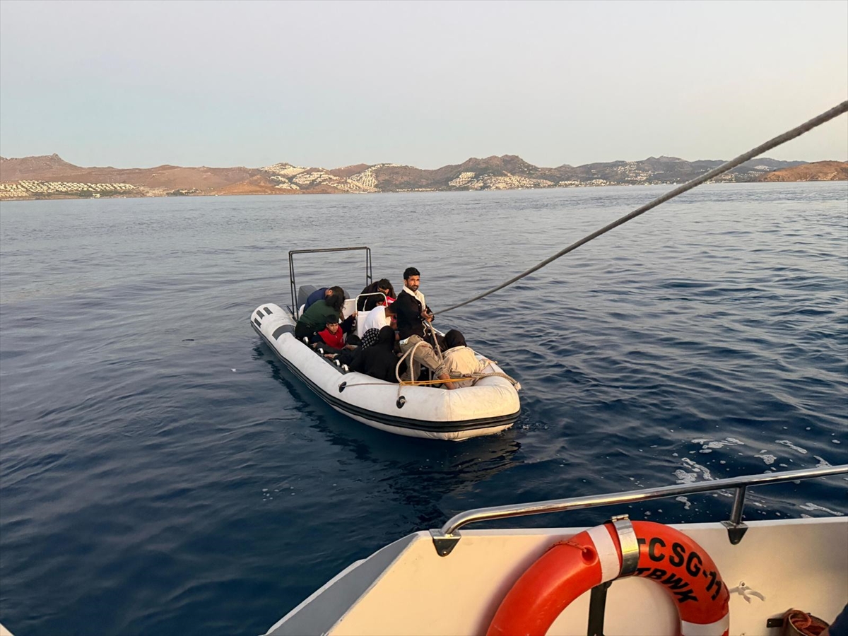 Bodrum Kıyılarında Neler Oluyor Sorusu: 17 Düzensiz Göçmen Yakalandı